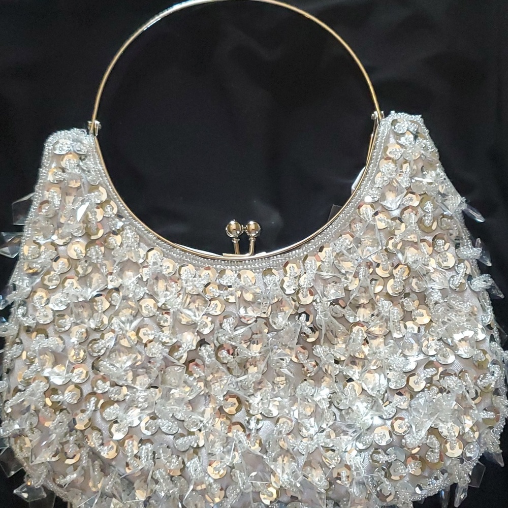 Handbag - Picture 3 of 5